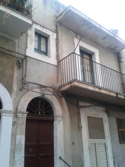 Casa singola in Via Vanini in zona Scicli a Scicli
