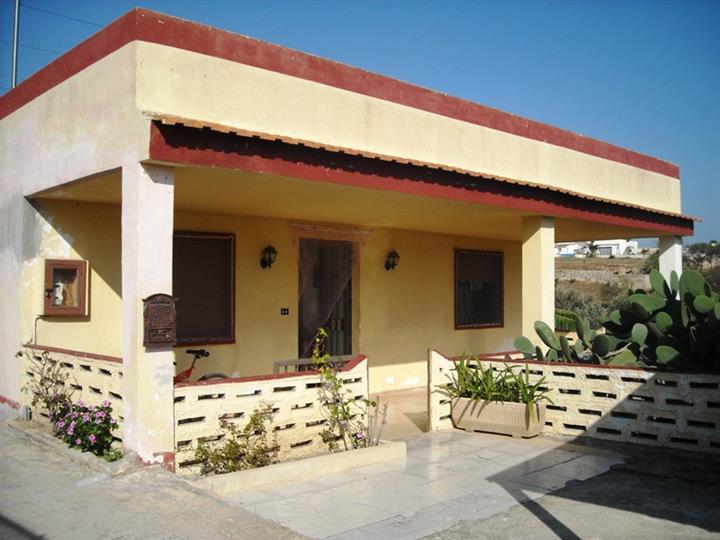 Casa singola in Via Tostoj in zona Cava D'Aliga a Scicli