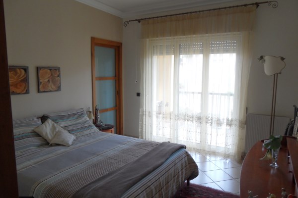 letto con cabina armadio