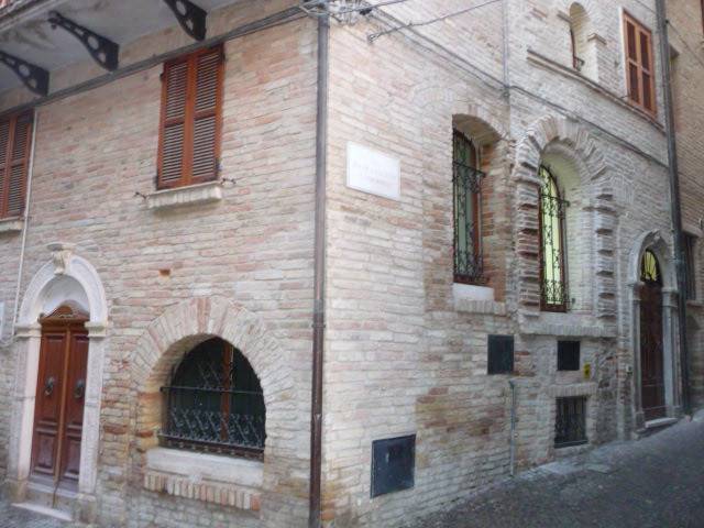 Casa singola in Via Mazzini a Monsampolo del Tronto