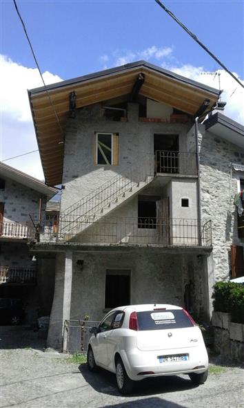 Villa a schiera a Ponte in Valtellina