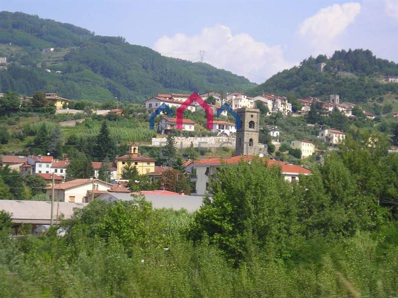 Quadrilocale abitabile in zona Cerreto a Borgo a Mozzano