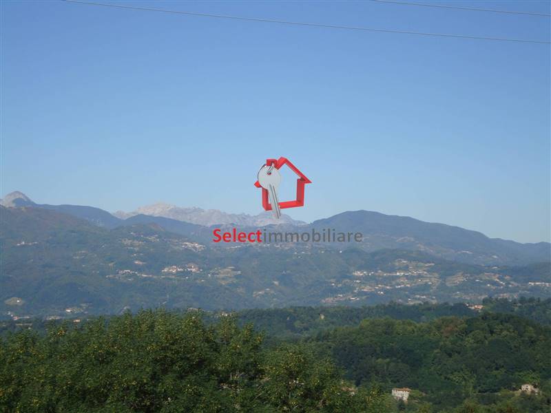 Casa semi indipendente in zona Gromignana a Coreglia Antelminelli