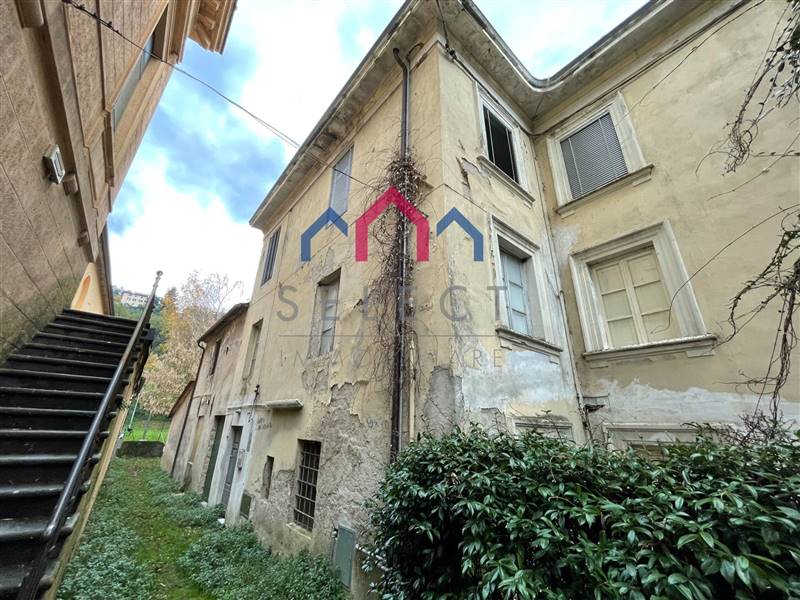 Appartamento da ristrutturare in zona Valdottavo a Borgo a Mozzano