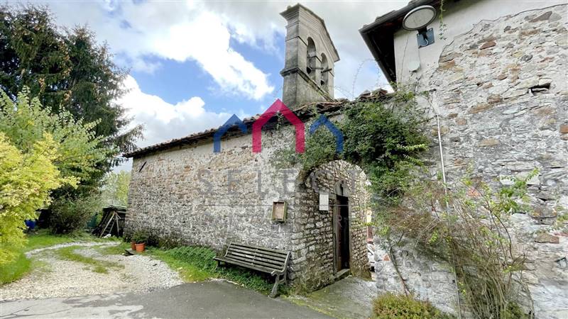 Casa semi indipendente abitabile a Borgo a Mozzano