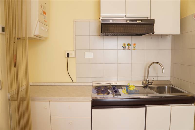 LAVANDINO E CUCINA.JPG