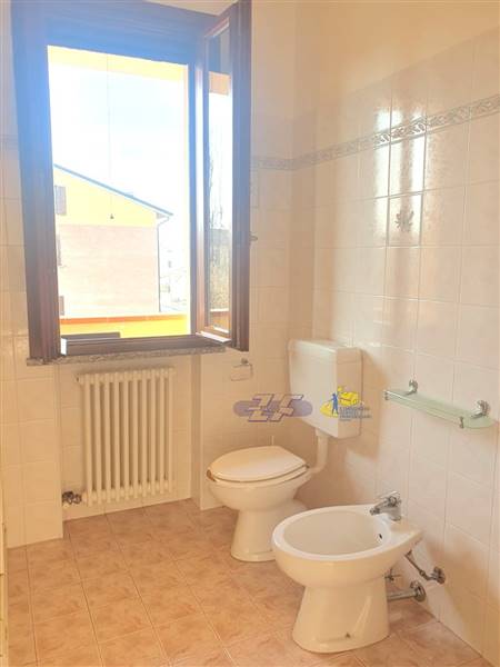 WhatsApp Image 2025-02-24 at 11.43.35 (1).jpeg