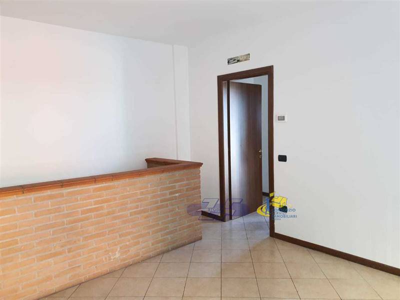 WhatsApp Image 2025-02-06 at 15.44.31.jpeg