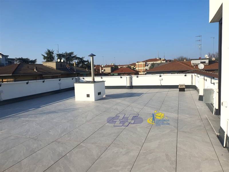 WhatsApp Image 2025-02-27 at 09.32.37 (1).jpeg