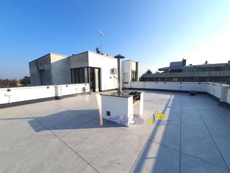 WhatsApp Image 2025-02-27 at 09.32.35 (1).jpeg