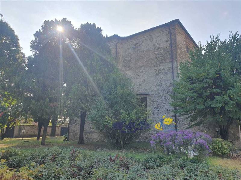 WhatsApp Image 2025-10-20 at 09.03.19 (2).jpeg