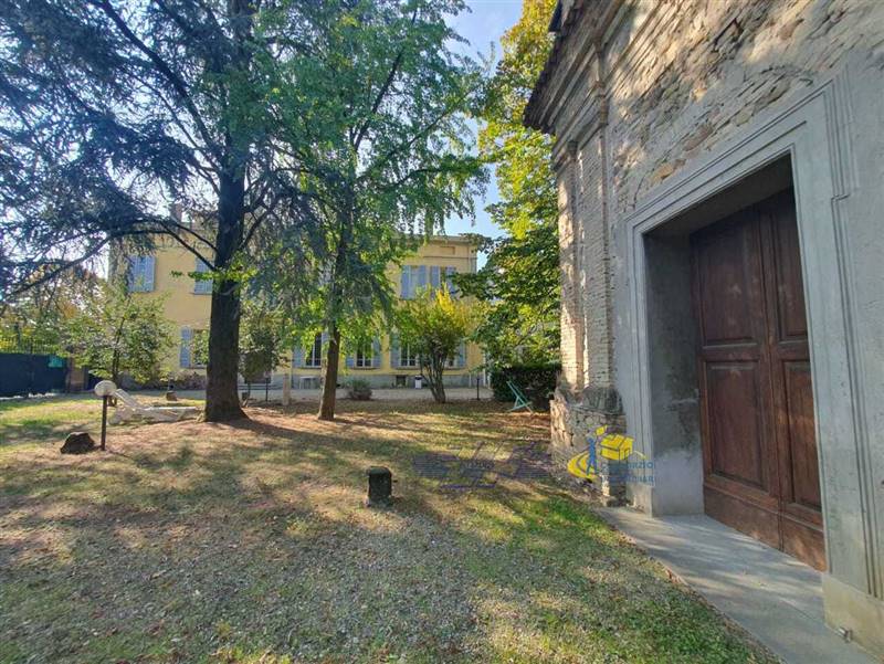 WhatsApp Image 2025-10-20 at 09.03.22 (1).jpeg