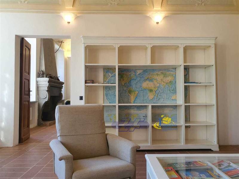 WhatsApp Image 2025-05-20 at 16.06.20 (1).jpeg