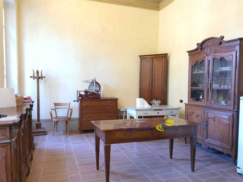 WhatsApp Image 2025-05-20 at 16.06.21 (1).jpeg