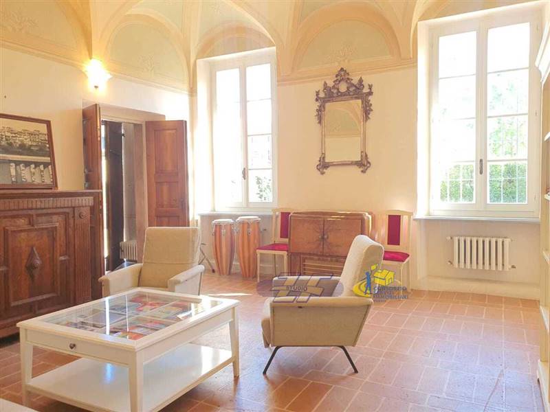 WhatsApp Image 2025-05-20 at 16.06.19.jpeg