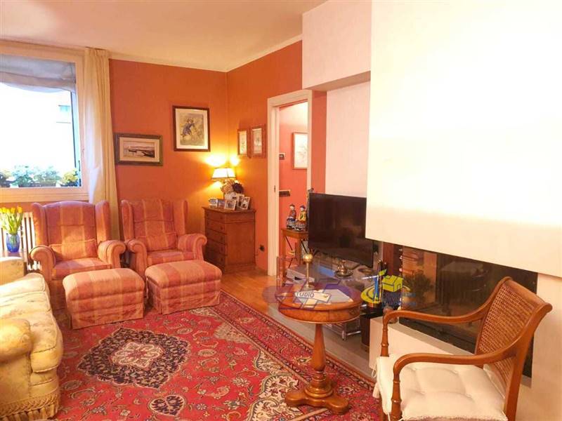 WhatsApp Image 2025-04-07 at 17.39.33 (1).jpeg