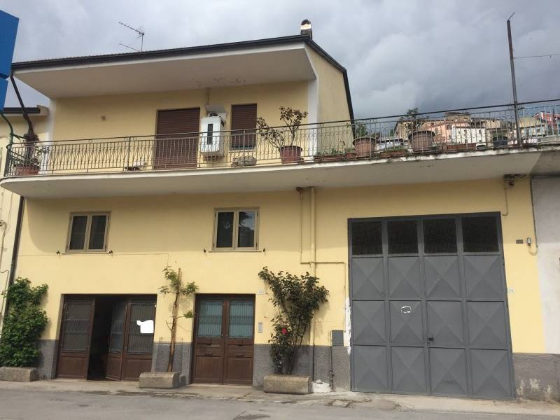 Casa singola in Via Piazza Villapiana, 25 a Polla
