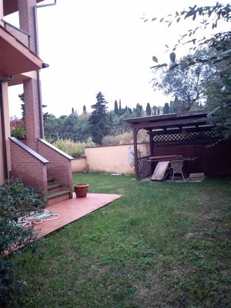 Villa a schiera in Via del Commercio a Casciana Terme Lari