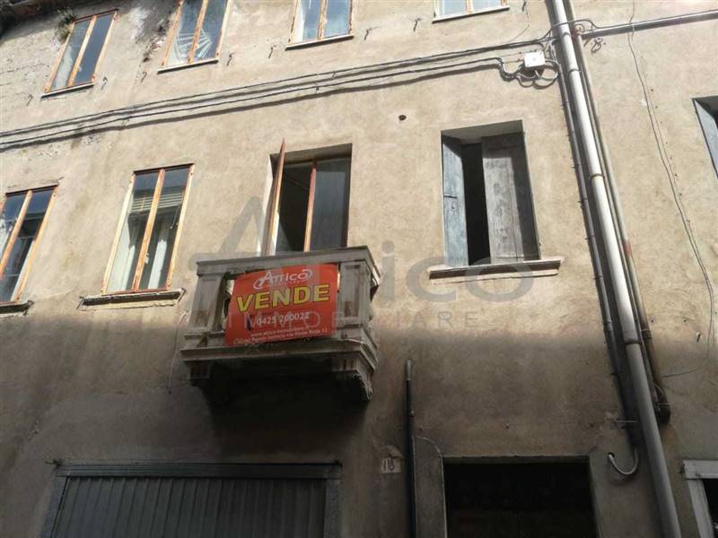 Casa semi indipendente in Centro Storico ro a Rovigo