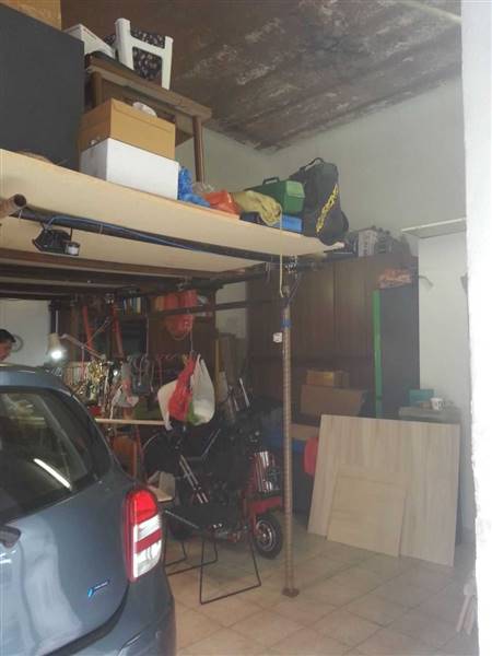 Garage / Posto auto abitabile a la Spezia