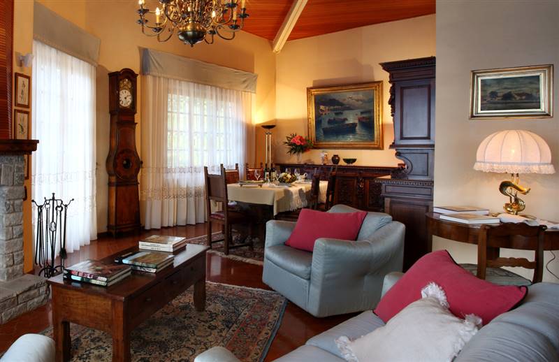 sala principale1part.jpg