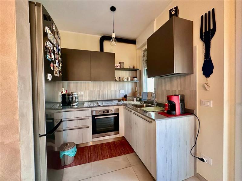 ANGOLO COTTURA ZONA GIORNO INDIP.jpg