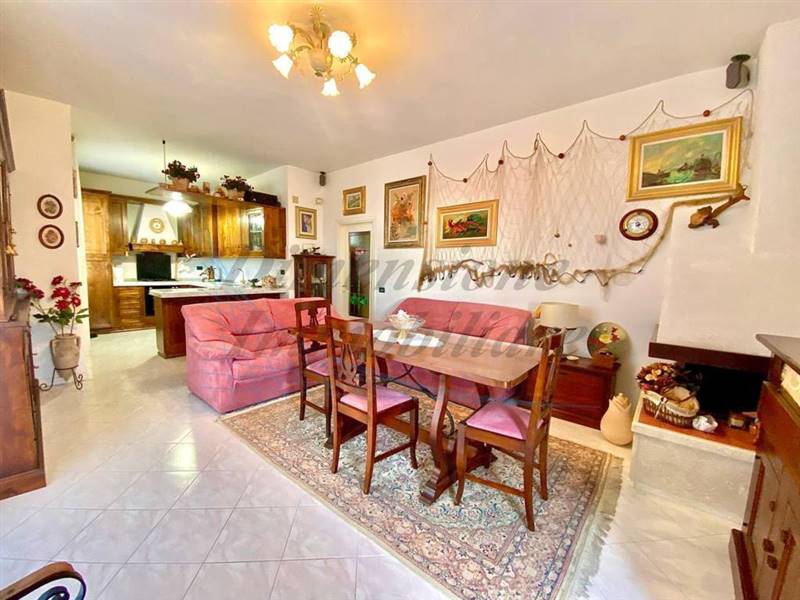 photo_5810003502448099173_y (FILEminimizer).jpg