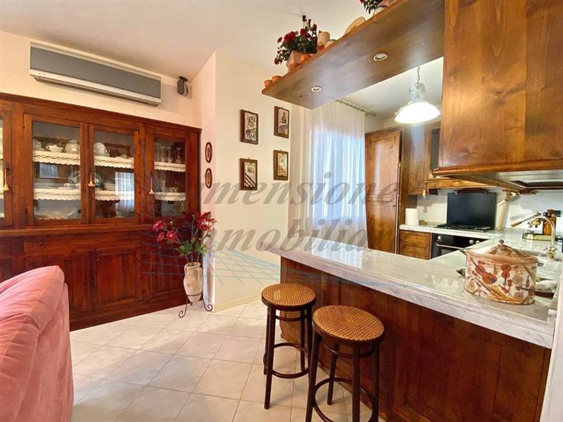 photo_5810003502448099200_y (FILEminimizer).jpg