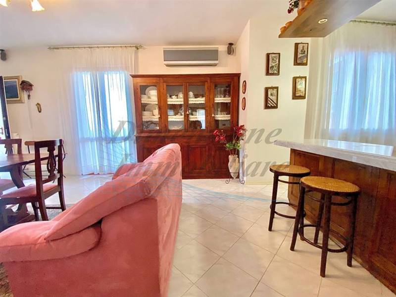 photo_5810003502448099199_y (FILEminimizer).jpg