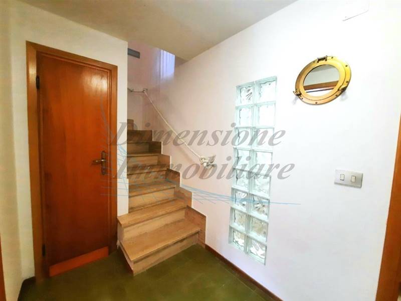 photo_5915604030858575758_y (FILEminimizer).jpg