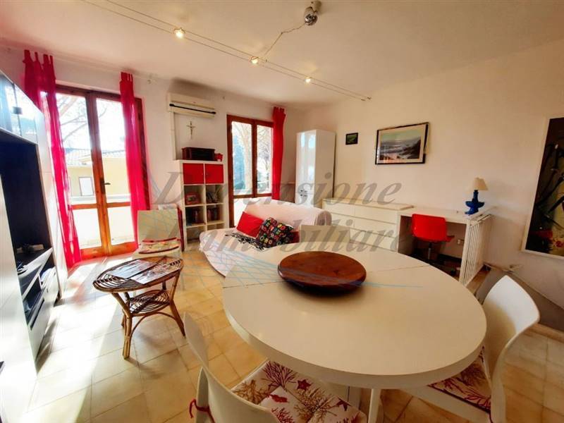 photo_5915604030858575755_y (FILEminimizer).jpg