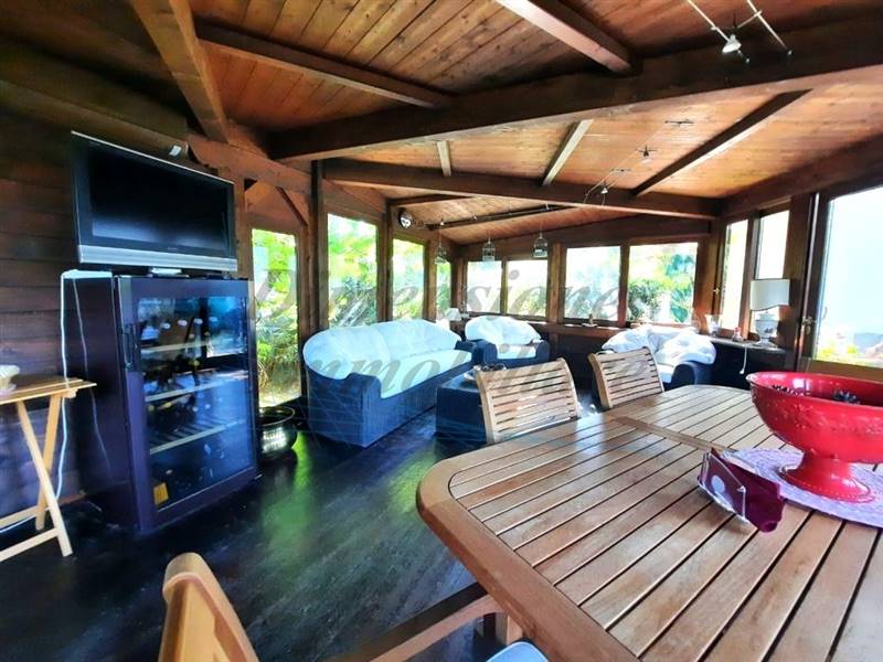 photo_5798386569395161005_y (FILEminimizer).jpg