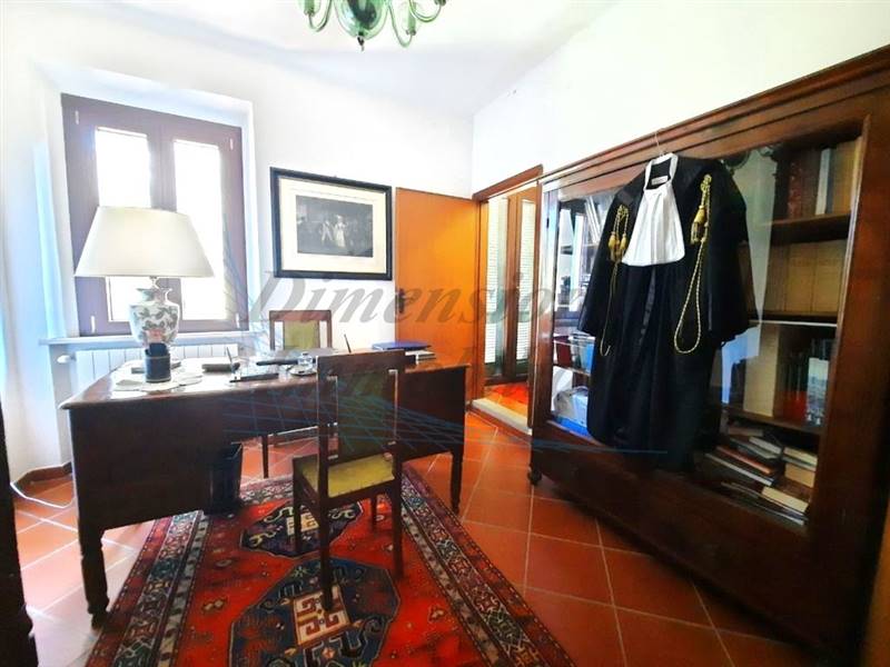 photo_5798386569395161029_y (FILEminimizer).jpg