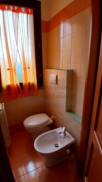 Bagno di servizio.jpg