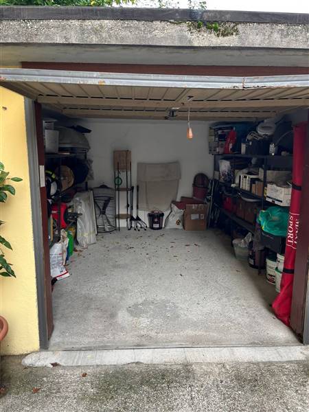 Garage / Posto auto in ottime condizioni in zona Valletta Paiolo a Mantova