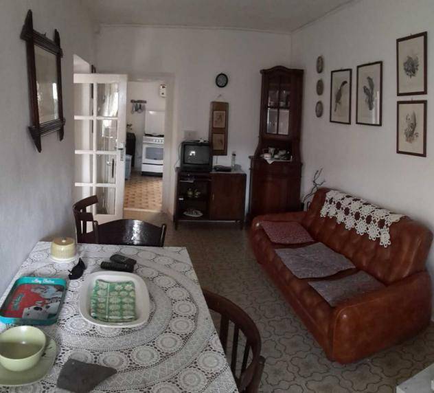 case-in-vendita-fosdinovo-semindipendente-in-vendi