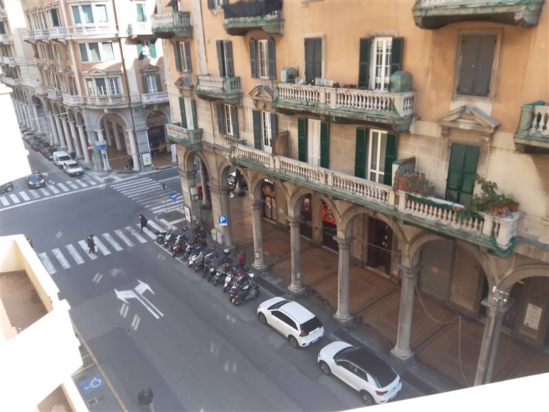 Foto vista  su Via Molteni 