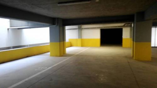 Garage / Posto auto in Viale della Regione 36 a Caltanissetta