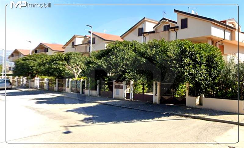 Appartamento in Via Delle Orchidee in zona Frazioni: Villapiana Lido a Villapiana