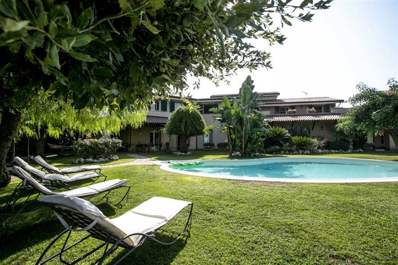 Villa in Via Arciprete Rodinò Toscano, 14 a Polistena