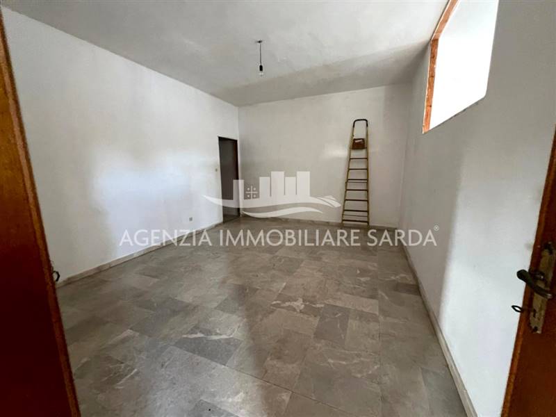 WhatsApp Image 2025-12-11 at 16.03.06 (21).jpeg