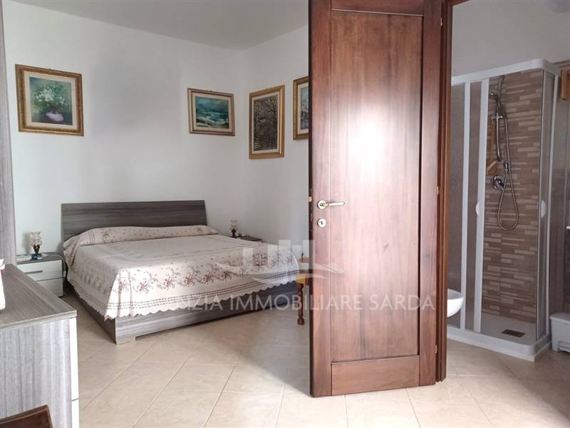 9-Camera 1 piano con bagno.jpeg