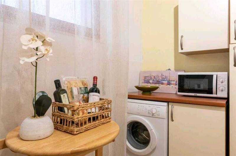 WhatsApp Image 2025-12-21 at 14.24.34 (3).jpeg